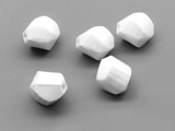 Ромбоид усукан - бял 9.5х10mm, отвор 1.5mm - 50g ≈ 137 бр.