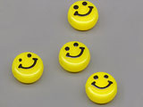 Мънисто жълто с усмивка d=9.7mm, дебелина 6mm, отвор 2.4mm - 500g ≈ 1700 бр.